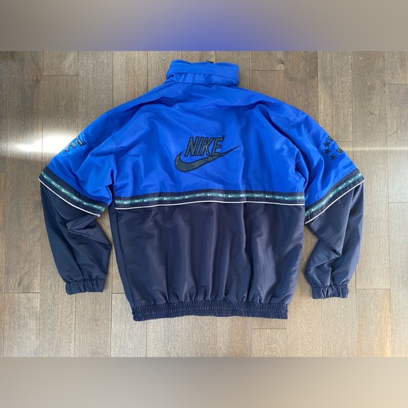 Vintage Nike Men's‎ Blue and Black Jacket size L/XL - Picture 2 of 12